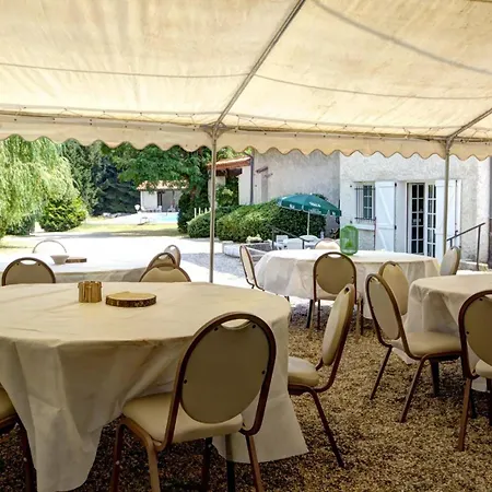 Apartment Des Roties